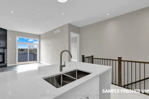 920 Garden Court Crescent, Woodstock, ON N4T 0A3
