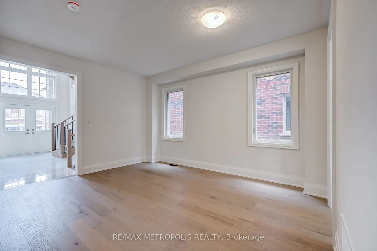 454 Humphrey Street, Hamilton, ON L8B 1Z7