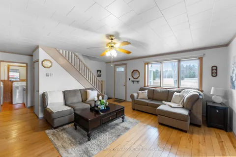11333 Round Lake Road, Laurentian Valley, ON K8A 0K9