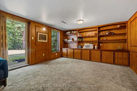 40 Bertram Drive, Hamilton, ON L9H 4T3