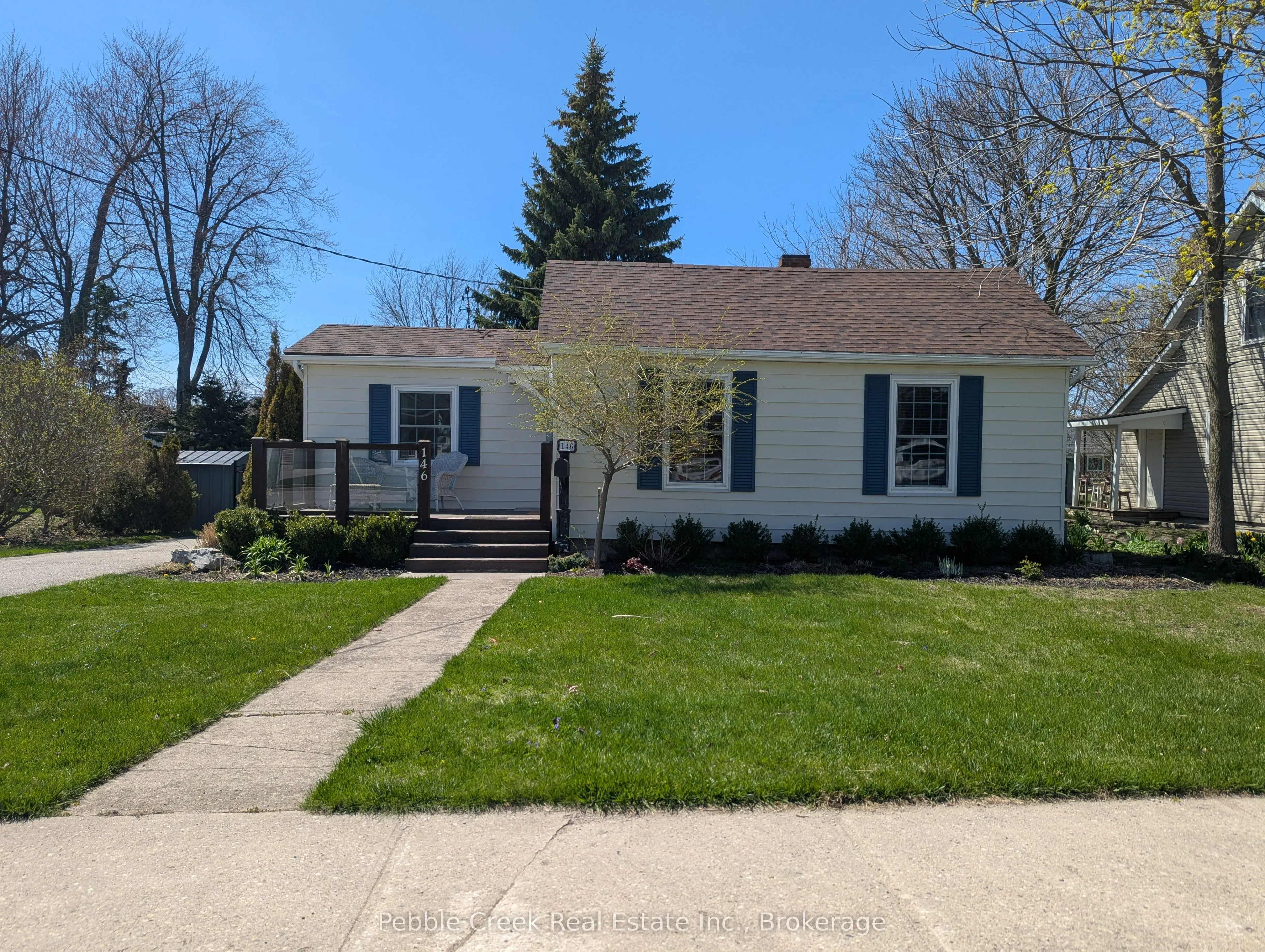146 Wellington Street, Goderich, ON N7A 3T4
