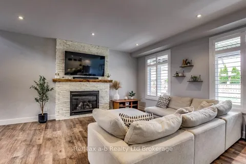 905 Moro Place, Woodstock, ON N4T 0K6