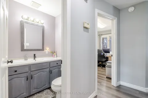 10 Daniel Street, Ingersoll, ON N5C 3W8