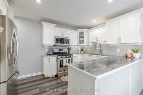 10 Daniel Street, Ingersoll, ON N5C 3W8
