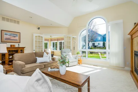 150 Brooker Boulevard, Blue Mountains, ON L9Y 0M2