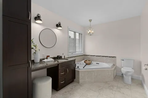 1368 Waterside Way, Kingston, ON K7K 0G2