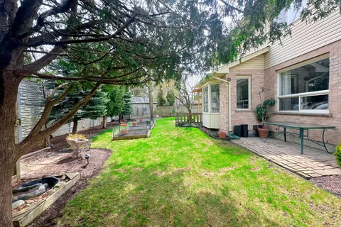 204 Killarney Grove, London North, ON N5X 3X6