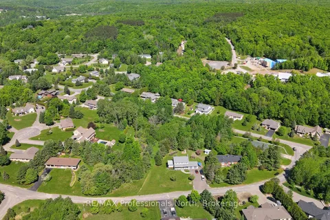 0 Halbiem Crescent, Dysart et al, ON K0M 1S0