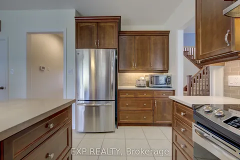 165 River Run Road, Mapleton, ON N0G 1P0