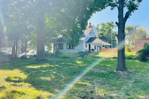 5341 River Road, Niagara Falls, ON L2E 3G9