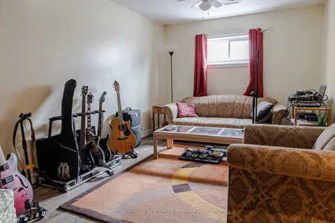 746 Chemong Road, Peterborough North, ON K9H 5Y9