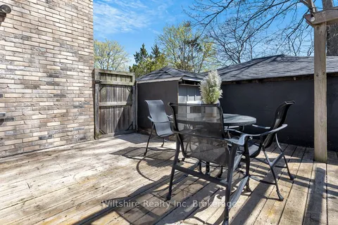 64 South Street, ON N5H 1R1