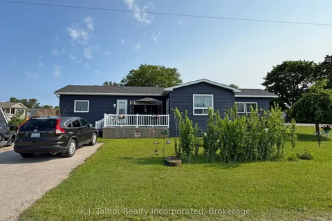 27 Cranberry Drive, Ashfield-Colborne-Wawanosh, ON N7A 3Y3