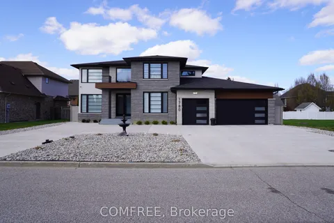 1780 Stanton Avenue, LaSalle, ON N9J 3H3
