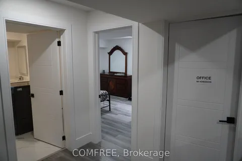 1780 Stanton Avenue, LaSalle, ON N9J 3H3
