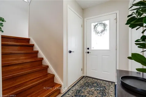 564 Grange Road, Guelph, ON N1E 7C9