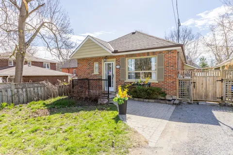 179 Aberdeen Avenue, Peterborough, ON K9H 4W7