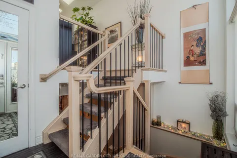 3 CHERRY Street, St. Catharines, ON L2R 5M3