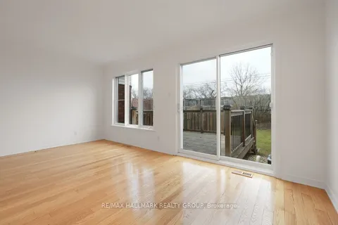 97 Forestglade Crescent, Hunt Club - South Keys and Area, ON K1G 6A6