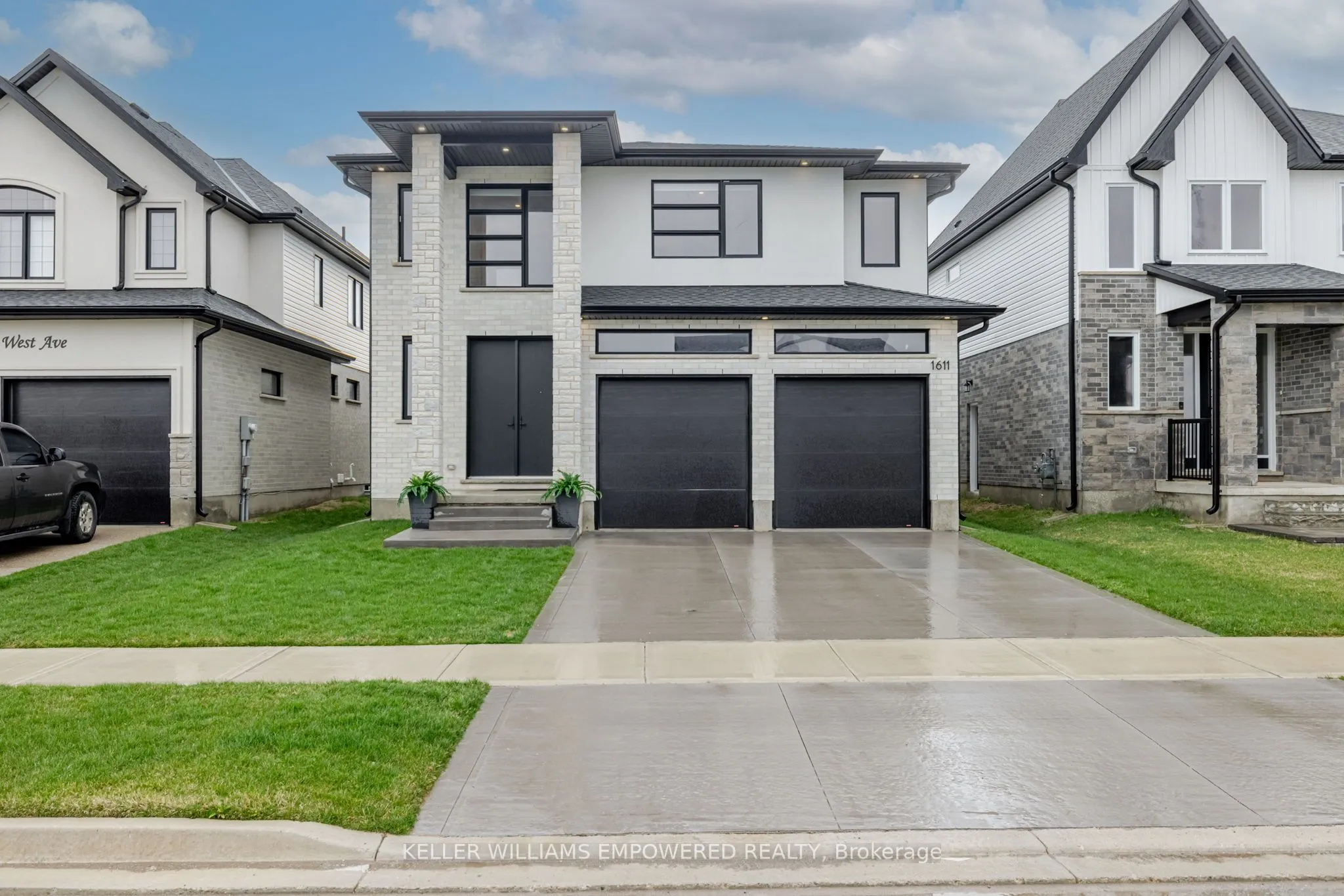1611 Upper West Avenue, London South, ON N6K 0M2