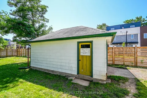 5790 ROBINSON Street, Niagara Falls, ON L2G 2B2