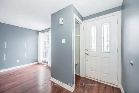 5 Troy Crescent, Guelph, ON N1E 6W7