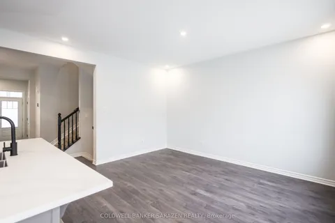739 Derreen Avenue, Stittsville - Munster - Richmond, ON K2S 2Y9