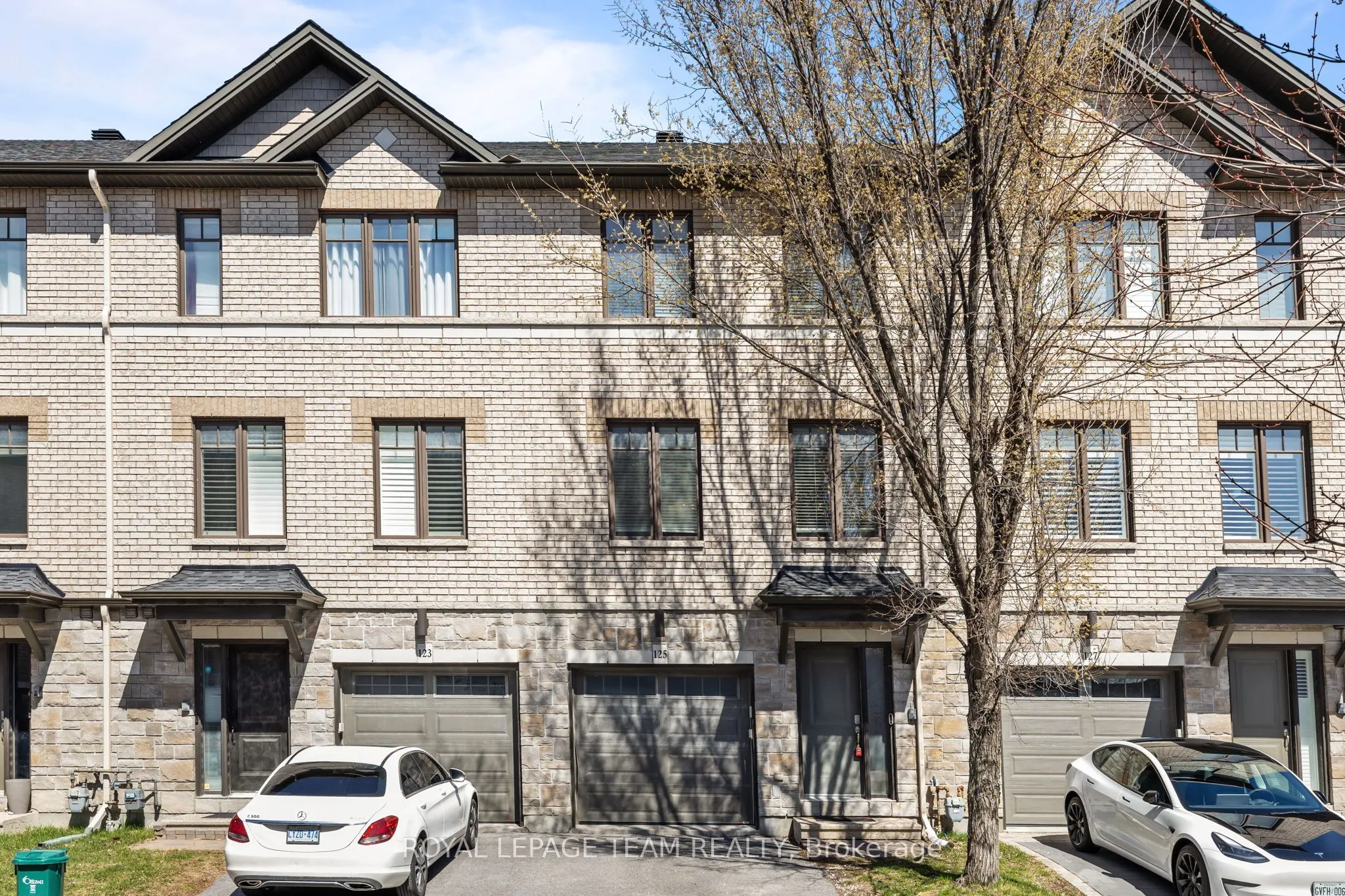 125 Brilia Private, Beacon Hill North - South and Area, ON K1J 0B7