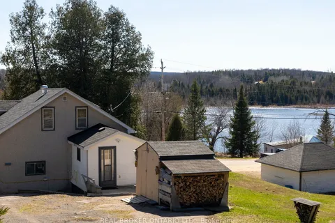 79 & 85 BRIDGE Street, Addington Highlands, ON K0H 1L0