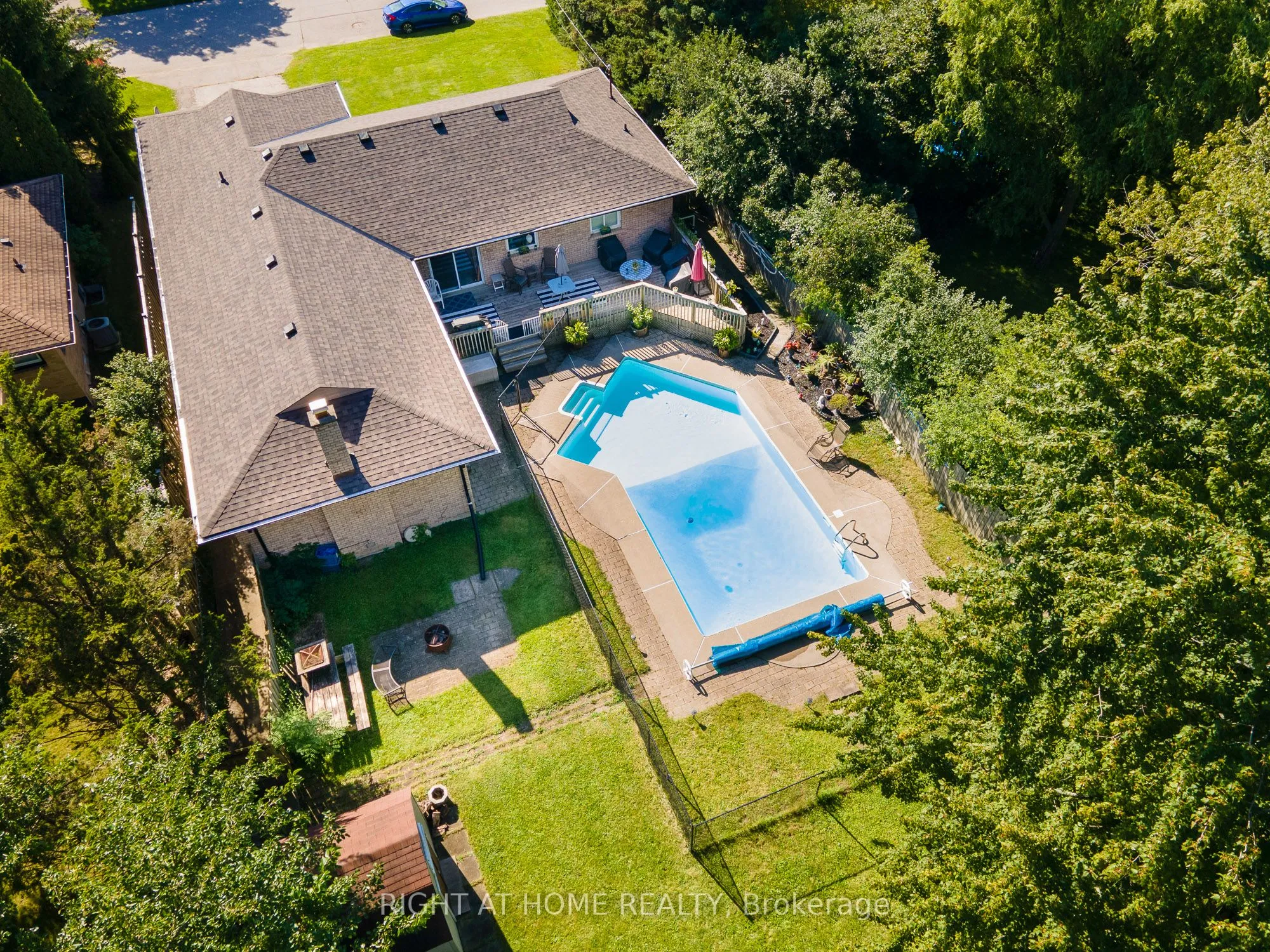 594 Gordon Avenue, London South, ON N6J 2W2