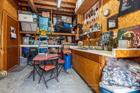 8 Woodland Road, Central Elgin, ON N5P 1P2