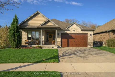 675 Bennett Crescent, Strathroy-Caradoc, ON N0L 1W0