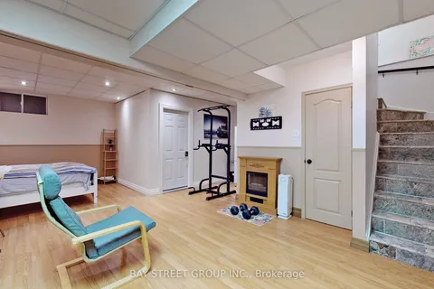 22 Trillium Avenue, Hamilton, ON L8E 5E1