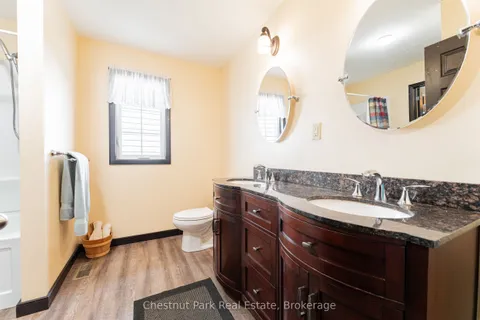 2253 Lone Pine Drive, Huntsville, ON P0B 1L0