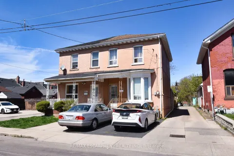 241 Robert Street, Hamilton, ON L8L 2R2