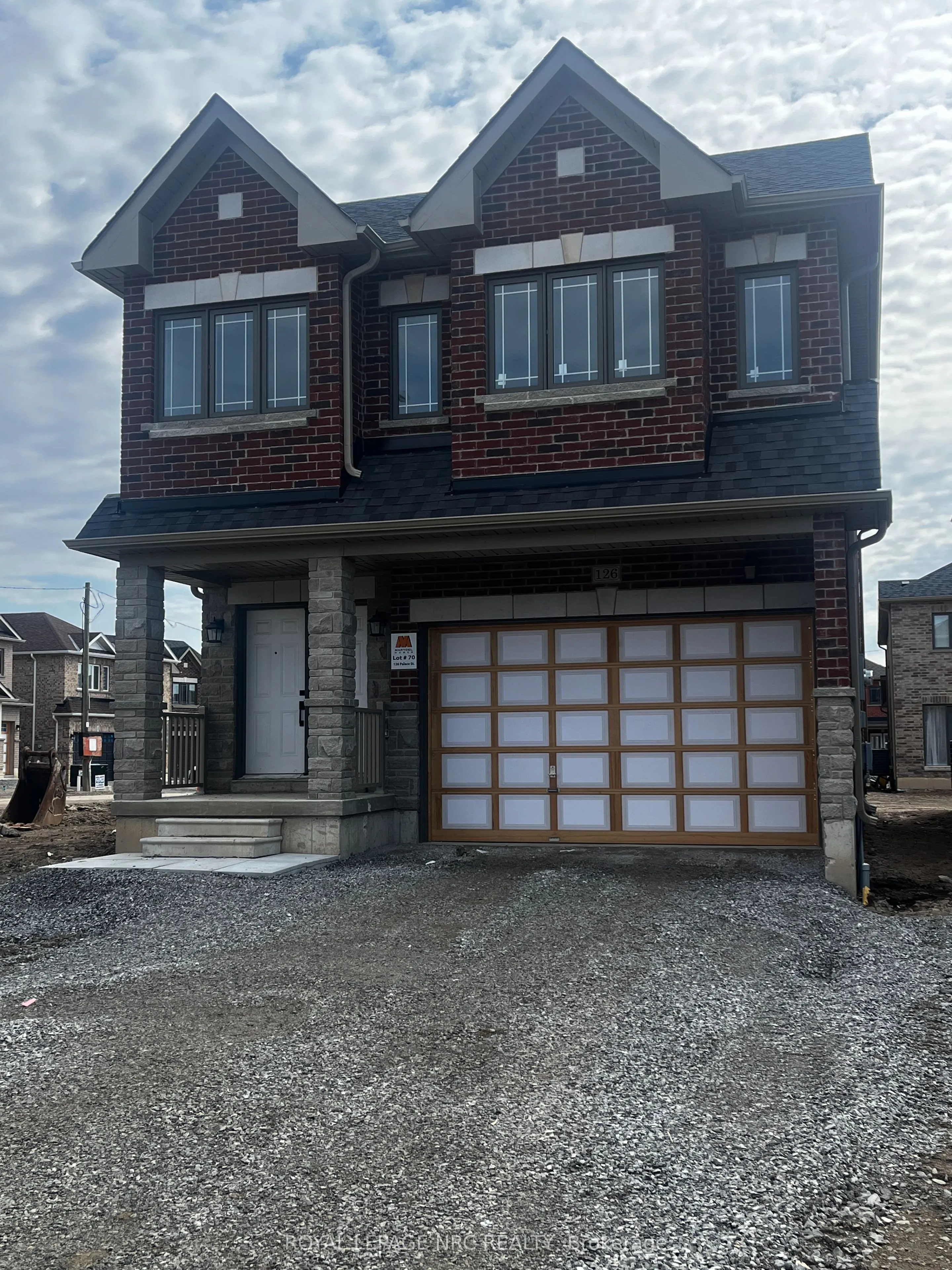 126 PALACE Street, Thorold, ON L2V 0N3