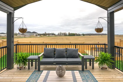 106 Jefferson Street, Lucan Biddulph, ON N0M 2J0