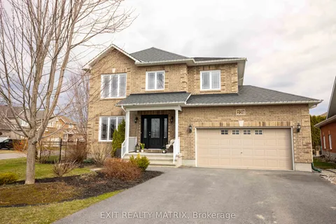 228 Olde Towne Avenue, Russell, ON K4R 0B3