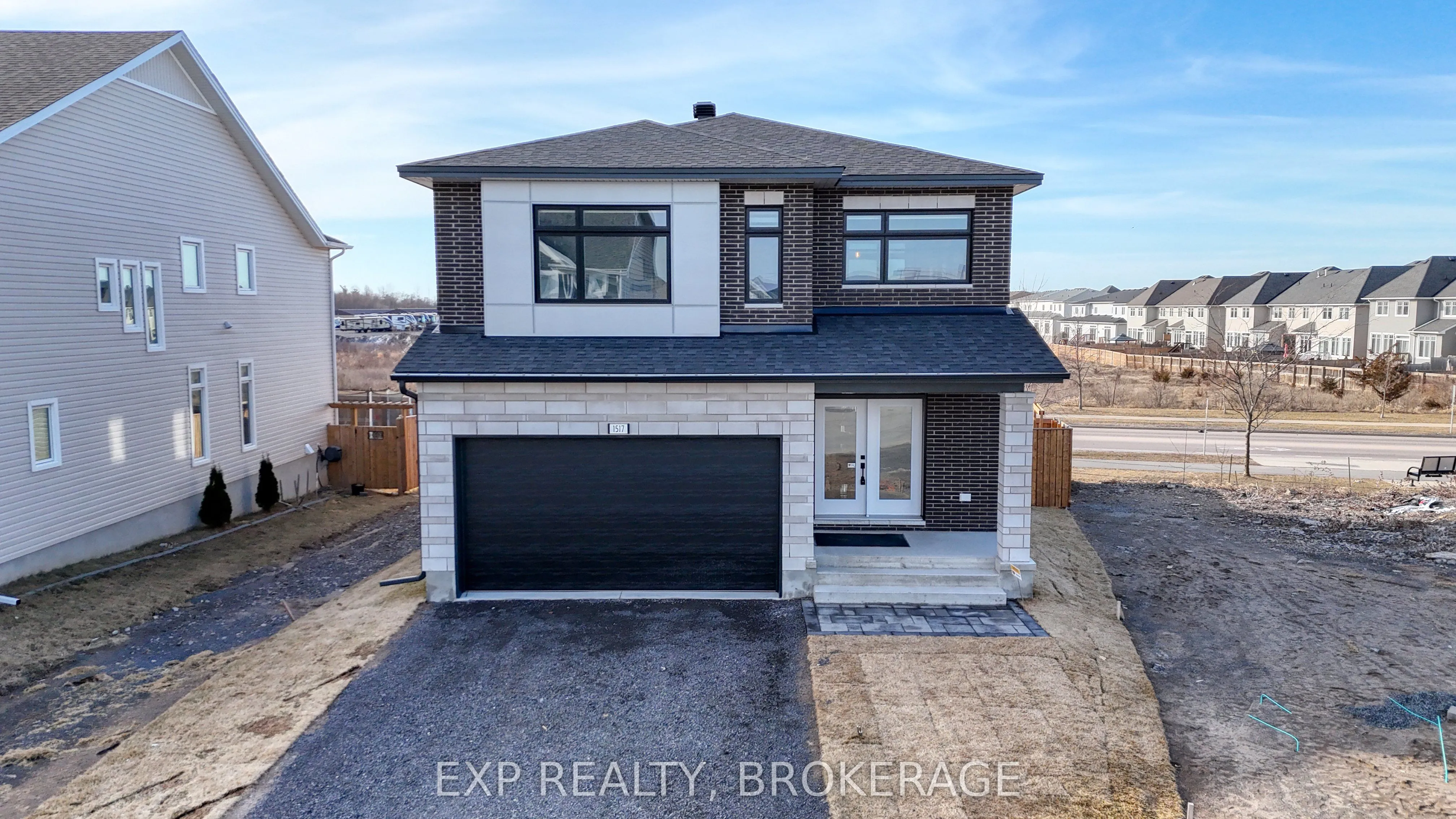1517 SHIRA Drive, Kingston, ON K7P 0S3