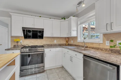 97 McTaggart Court, London North, ON N5X 3L9