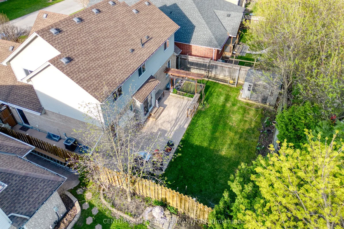 97 McTaggart Court, London North, ON N5X 3L9