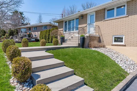 77 Hill Crest N/A, Hamilton, ON L9G 3A2