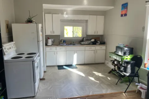 126 Chatham Street, Brant, ON N3S 4G4