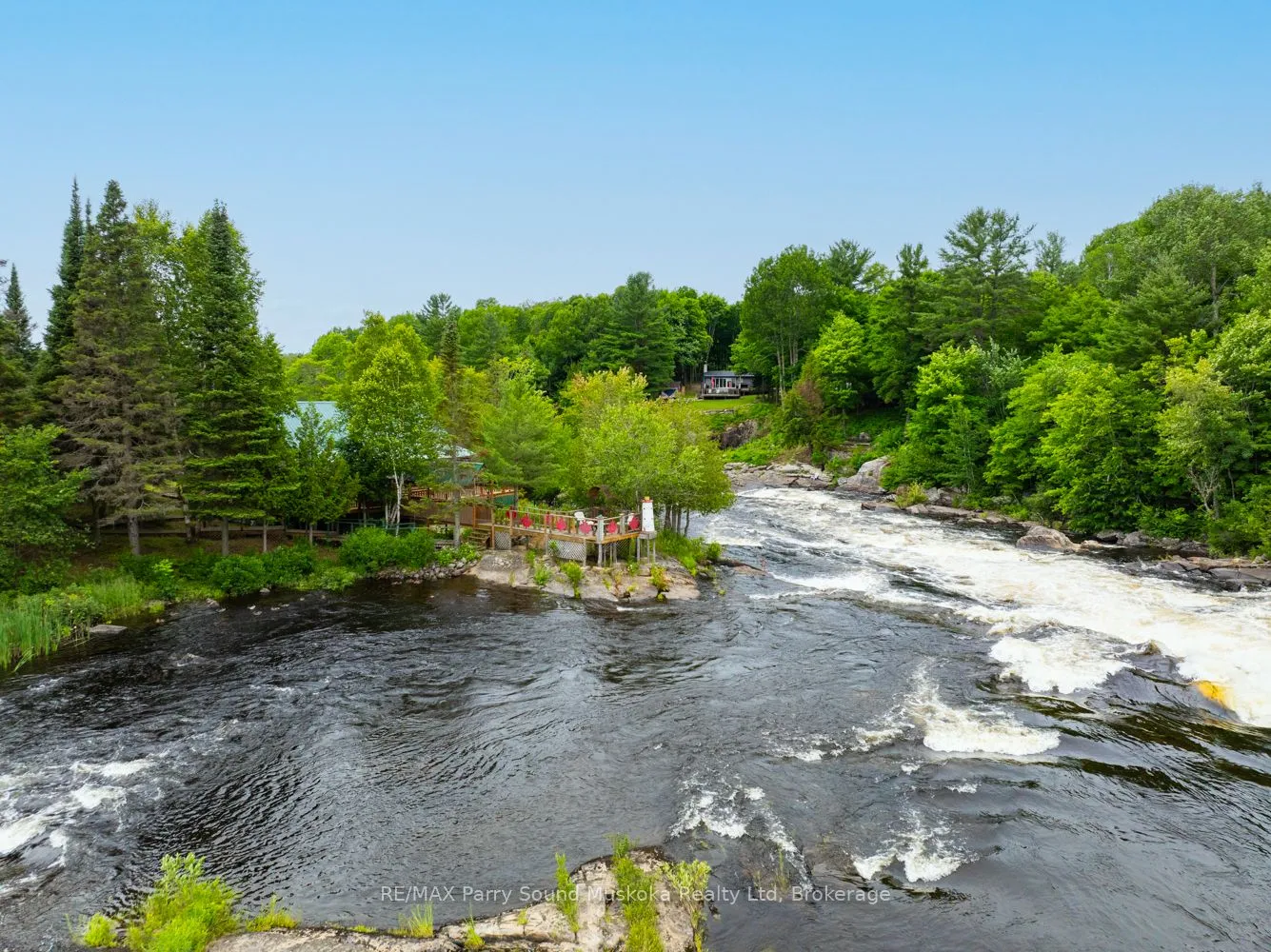 16 B MAGNET Road, Magnetawan, ON P0A 1P0