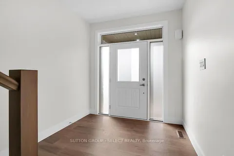 7966 Fallon Drive, Lucan Biddulph, ON N0M 1V0