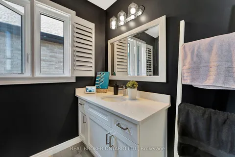 3 Crawford Place, Brant, ON N3L 0A6