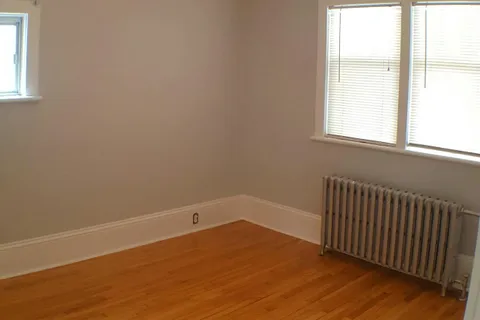 989 Bakervale Drive, Carlington - Central Park, ON K1Z 6N7