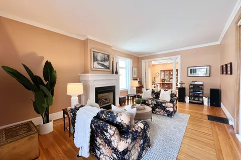 190 William Street, Belleville, ON K8N 3J7