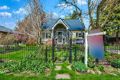 6343 Division Street, Niagara Falls, ON L2G 1J9
