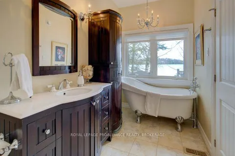 2000 Brewer Road, Frontenac, ON K0H 2P0
